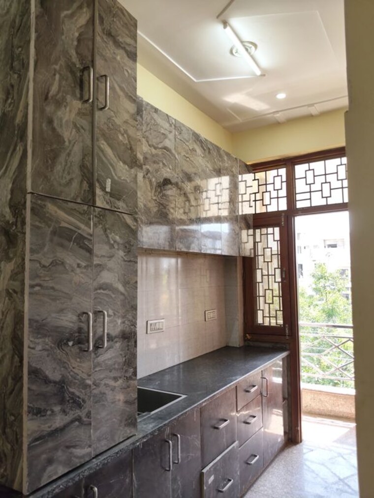 Kitchen, rwa-apartments-sector-71 1 Bedroom 550 Sq.Ft. Independent House In Sector 71 Noida 10303479