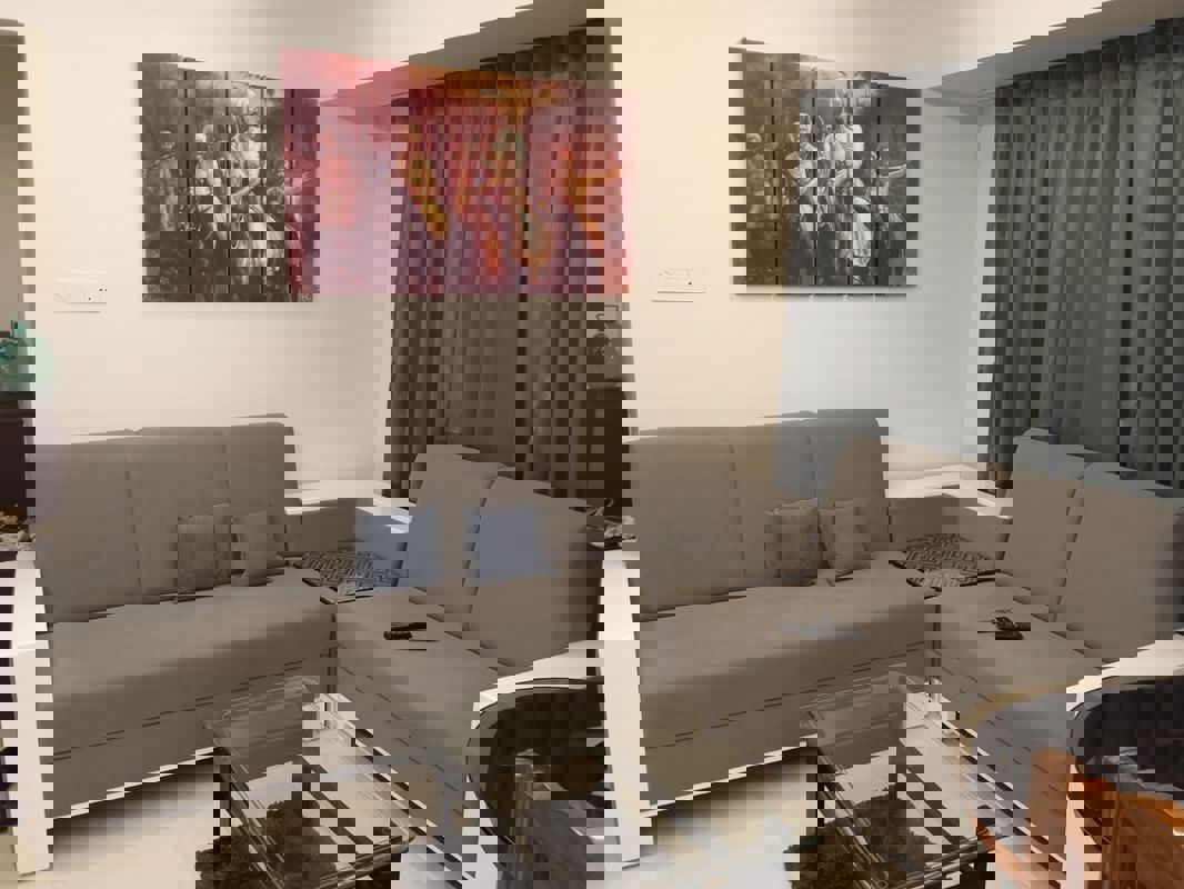 2 BHK 1200 Sq.Ft. Apartment in Aloha Towers