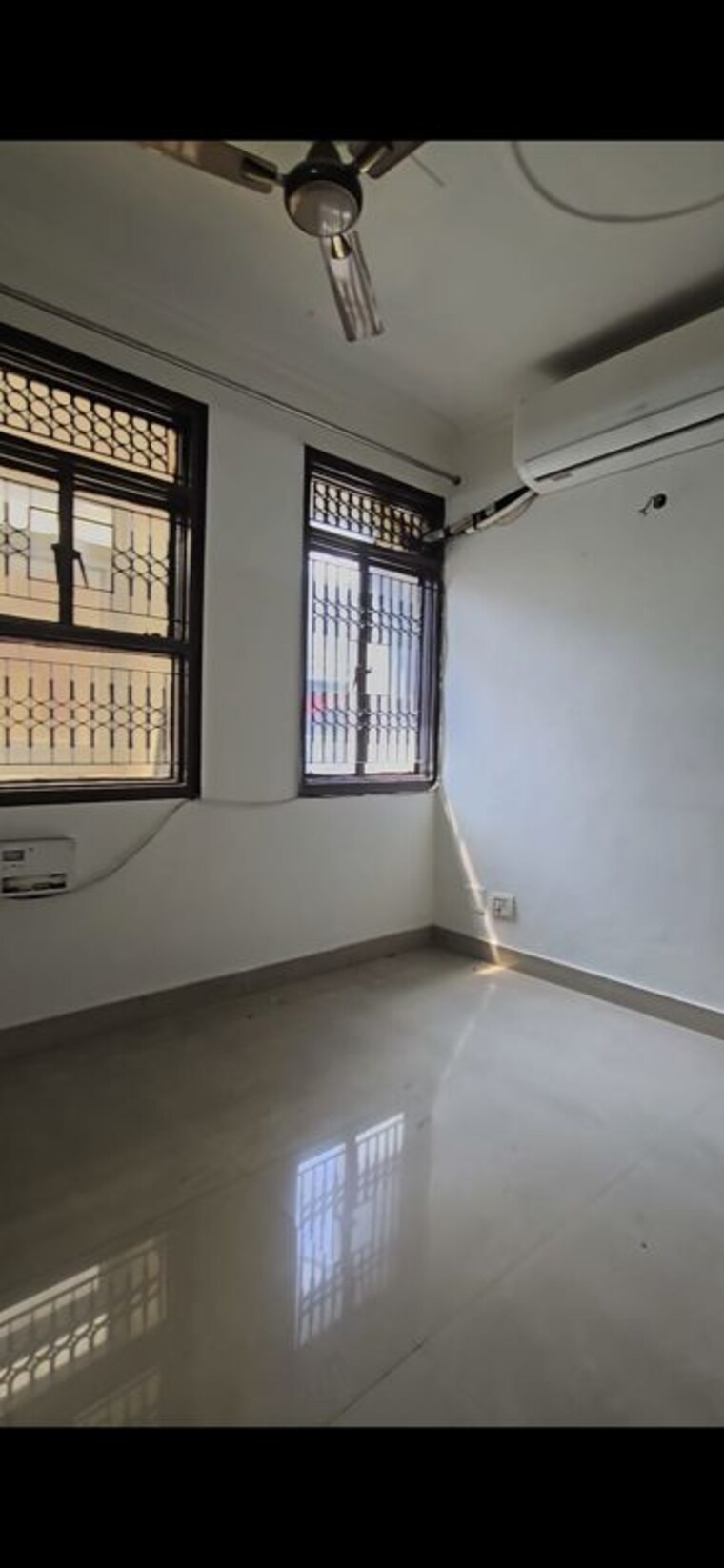 Room, ip extension 3 Bedroom 1600 Sq.Ft. Apartment In Ip Extension Delhi 10303504