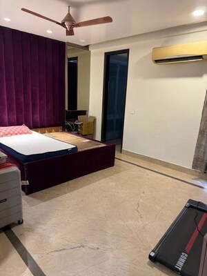 Bedroom in 3 BHK Builder Floor at Delhi Cantonment – for Rent