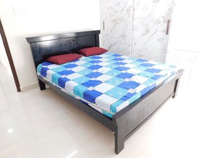 Bedroom in 3 BHK Builder Floor at Kondapur – for Rent
