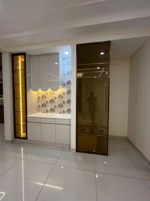 Room in 3 BHK Apartment at Aparna Zenon, Puppalaguda – for Rent