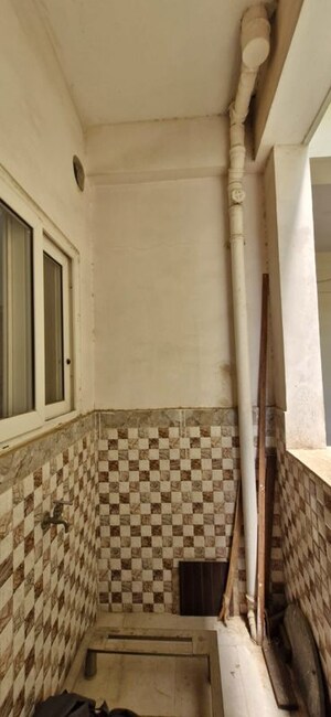 Bedroom in 2 BHK Builder Floor at Kondapur – for Rent