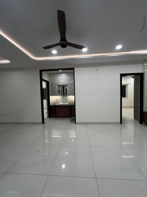 Room in 3 BHK Apartment at Aparna Zenon, Puppalaguda – for Rent