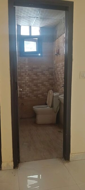 Bathroom in 1 BHK Builder Floor at Maan Sona Apartments, Shahberi – for Rent