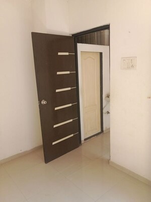 1 BHK Apartment For Rent in Maad Yashwant Pride-Kini Complex, Naigaon East