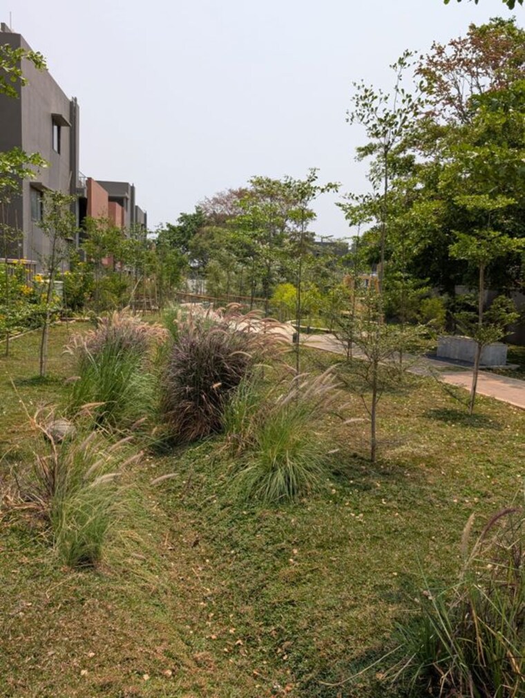 Garden, modern-soulace 4 Bedroom 2054 Sq.Ft. Villa In Sarjapur Road Bangalore 10303526