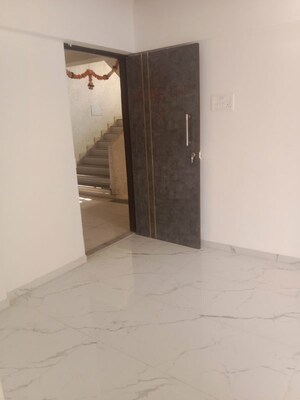 Room in 1 BHK Apartment at Shree Ganesh Parvati Nagar, Naigaon East – for Rent