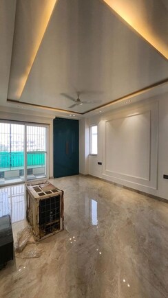 3 BHK + Pooja Room,Servant Room,Study Room,Basement,Store Room Apartment For Rent in Smart World Orchard