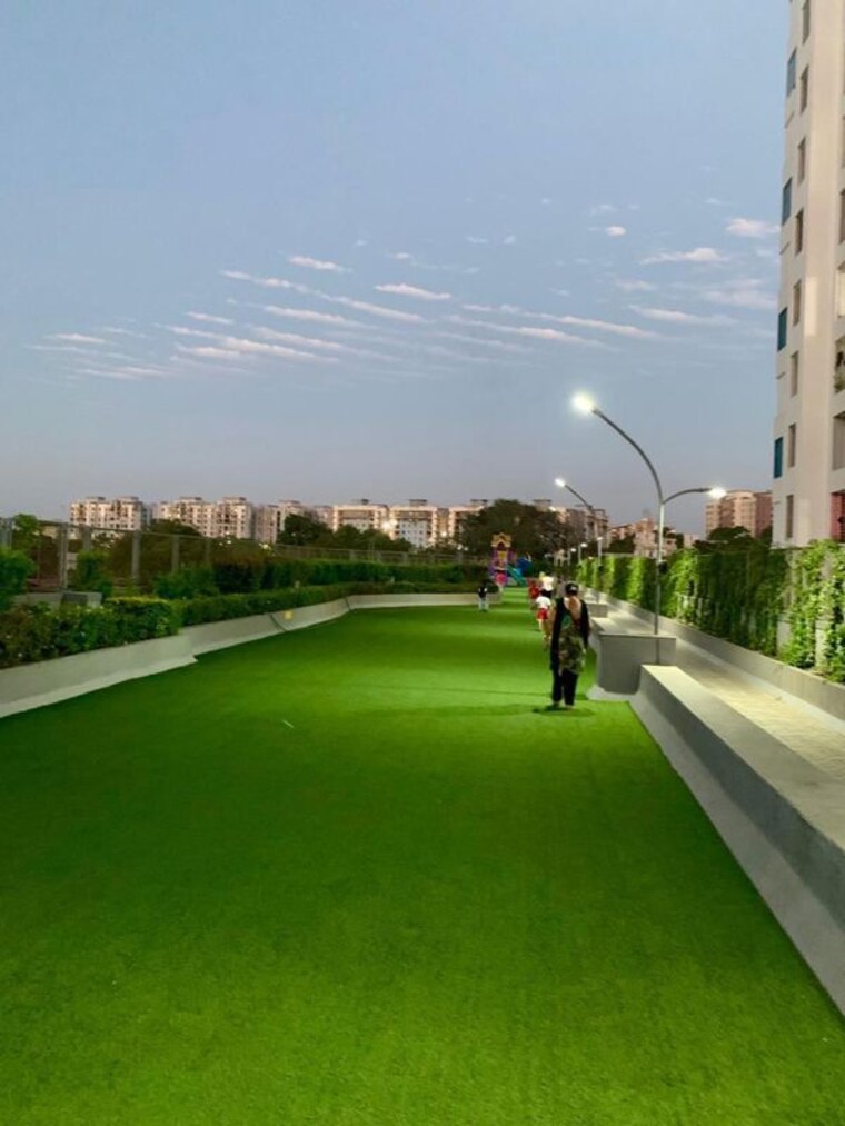 Garden, cosmos-classique 2 Bedroom 700 Sq.Ft. Apartment In Ghodbunder Road Thane 10303545