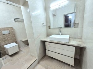 Bathroom in 3 BHK Builder Floor at Green Park – for Sale