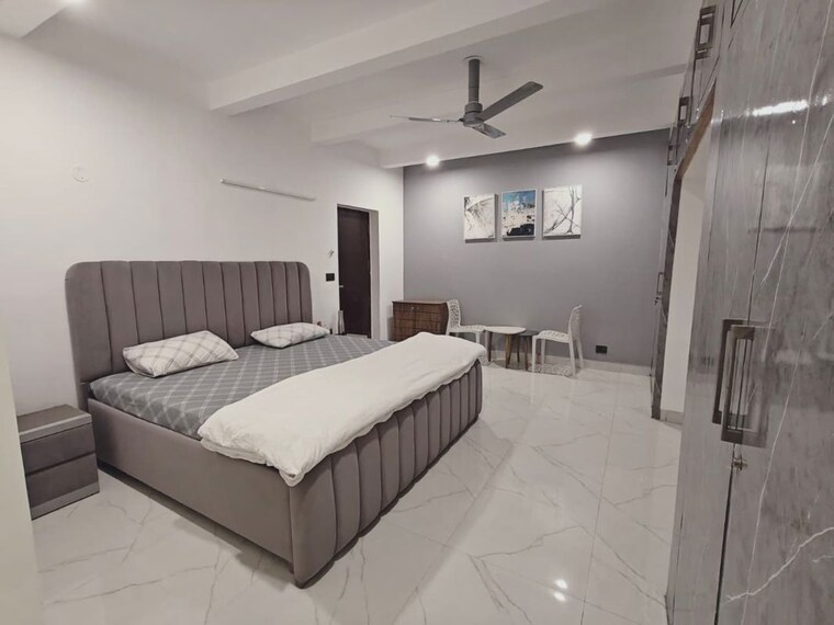 Bedroom, green park 3 Bedroom 1950 Sq.Ft. Builder Floor In Green Park Delhi 10303552