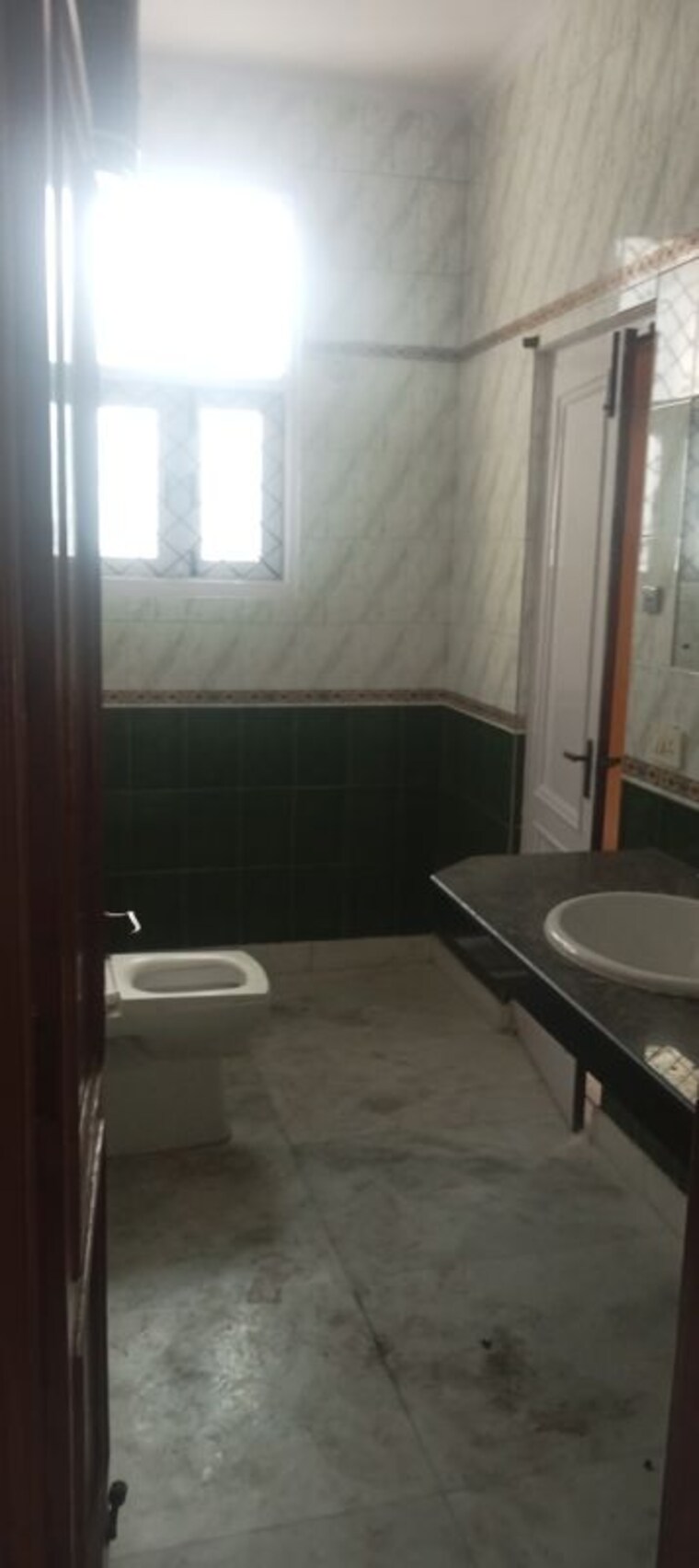 Bathroom, gulmohar park 4 Bedroom 400 Sq.Yd. Builder Floor In Gulmohar Park Delhi 10303557