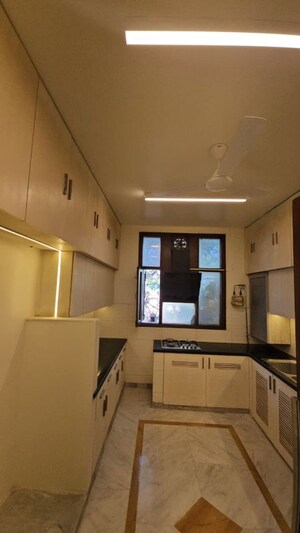 Kitchen in 3 BHK Builder Floor at Panchsheel Park – for Rent