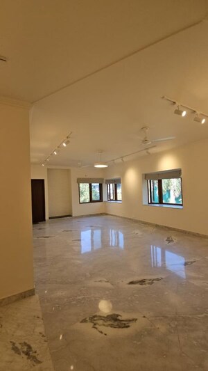 3 BHK Builder Floor For Rent in Panchsheel Park