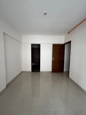 2 BHK Apartment For Rent in Madhuban Shiv Dham Complex, Malad East