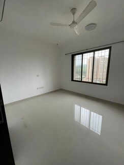 1 BHK Apartment For Rent in Lalani Grandeur