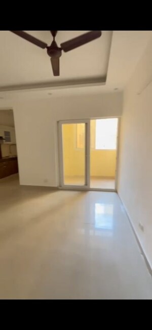 Room in 2 BHK Apartment at Paramount Floraville, Sector 137 – for Sale