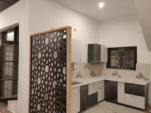 Bedroom in 2 BHK Builder Floor at Jakhan – for Rent