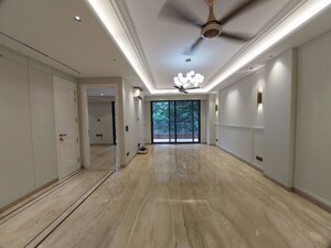 3 BHK Builder Floor For Rent in Navjeevan Vihar