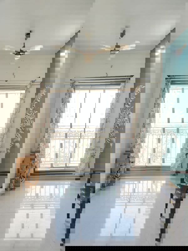 1 BHK 450 Sq.Ft. Apartment in Rosa Royale