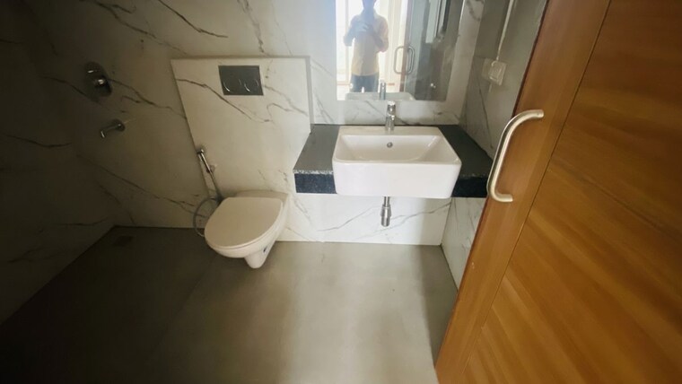 Bathroom, omaxe-lake 3 Bedroom 1670 Sq.Ft. Apartment In North Mullanpur Chandigarh 10303710