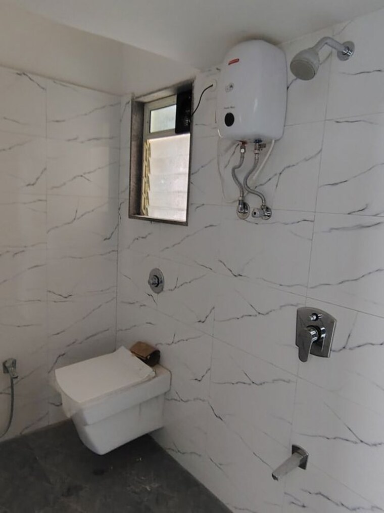 Bathroom, kalina-sangam-chs 1 Bedroom 450 Sq.Ft. Apartment In Santacruz East Mumbai 10303732