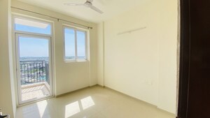 3 BHK Apartment For Rent in Omaxe The Resort, South Mullanpur