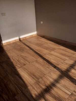 1 RK Apartment For Rent in Paramount Golf Forest Studio Apartments - OAK Towe, Zeta I Greater Noida