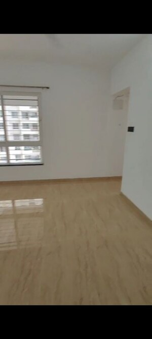 Room in 3 BHK Apartment at VTP Leonara, Mahalunge – for Rent