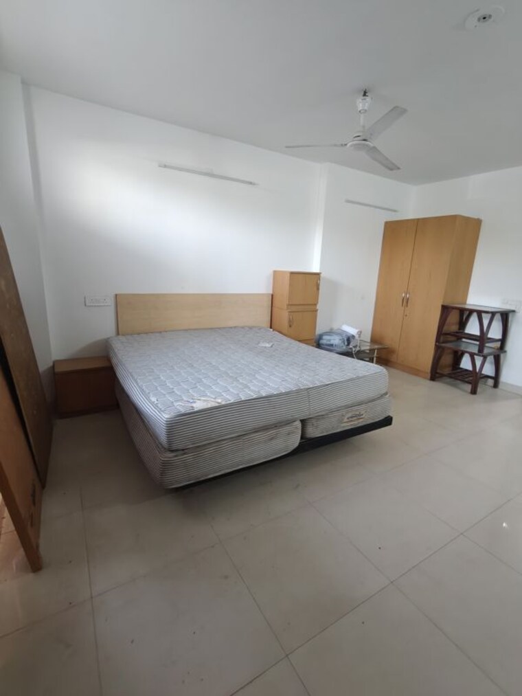 Bedroom, uday nagar 1 Bedroom 1100 Sq.Ft. Builder Floor In Uday Nagar Gurgaon 10303748