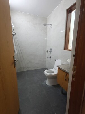 Bathroom in 1 BHK Builder Floor at Uday Nagar – for Rent