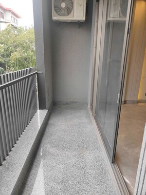 Building Lobby in 3 BHK Builder Floor at Navjeevan Vihar – for Rent