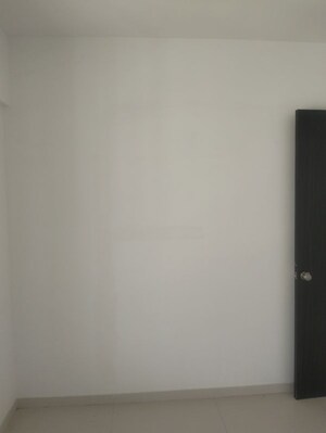 Room in 3 BHK Apartment at AG Imperial Towers, Kondhwa – for Rent