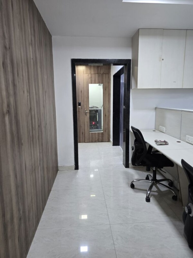 Room, rupa-solitaire Commercial Office Space 3838 Sq.Ft. In Kopar Khairane Navi Mumbai 10303783