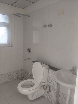 Bathroom in 4 BHK Apartment at CHD Avenue 71, Sector 71 – for Rent