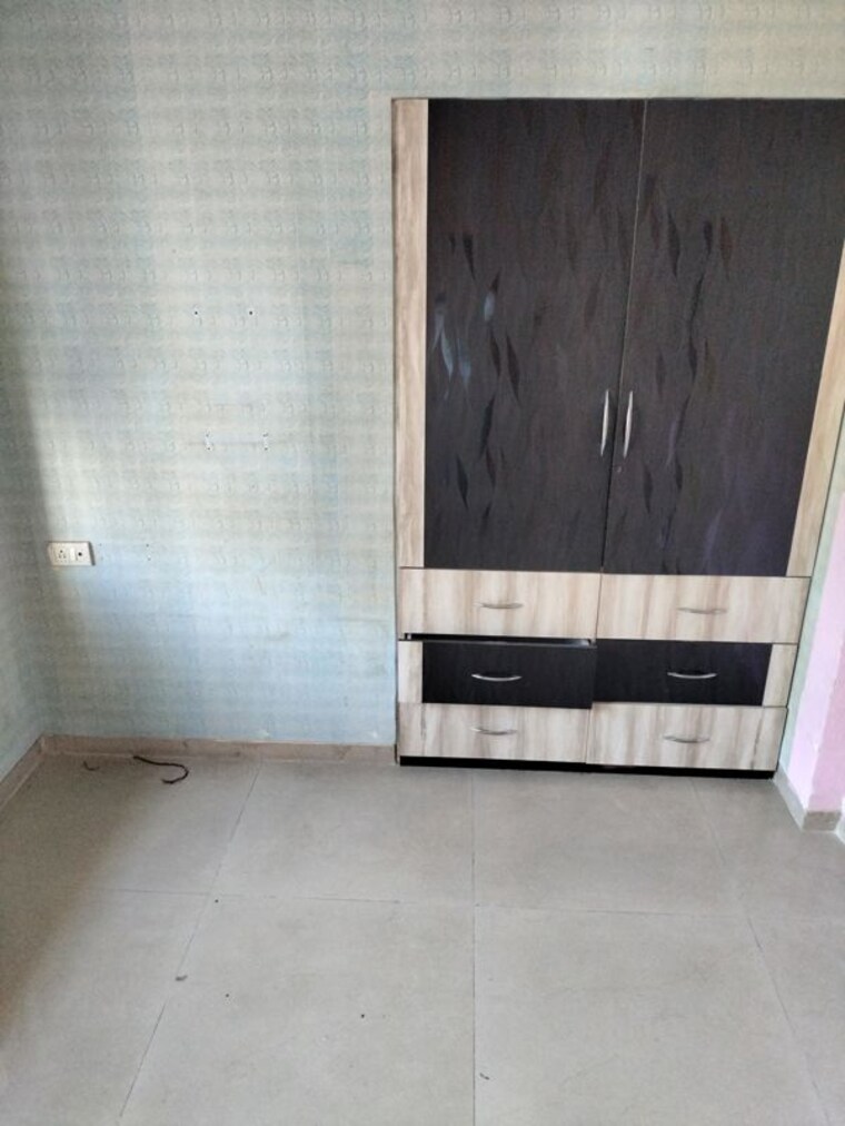Room, gala-pride-park 1 Bedroom 450 Sq.Ft. Apartment In Manpada Thane 10303826