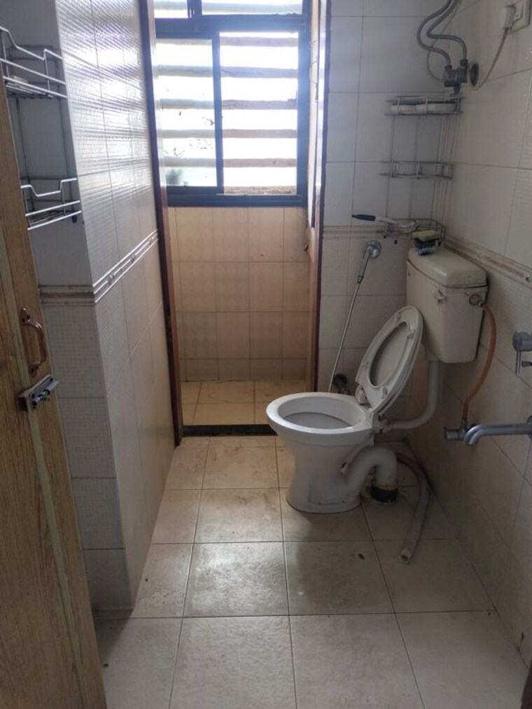 Bathroom, gala-pride-park 1 Bedroom 450 Sq.Ft. Apartment In Manpada Thane 10303826