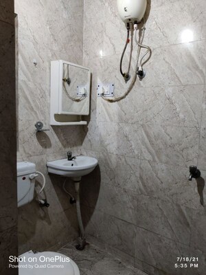 Bathroom in 1 BHK Apartment at Arawali Apartments, Sector 52 – for Rent