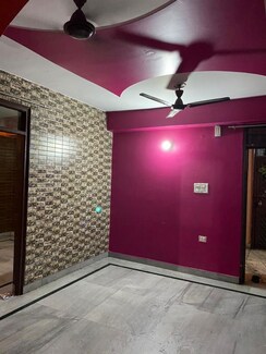 2 BHK + Pooja Room,Store Room Builder Floor For Rent in RWA Apartments Sector 41