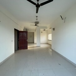 3 BHK + Servant Room,Extra Room Apartment For Rent in BPTP Amstoria