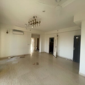 Room in 3 BHK Apartment at Conscient Heritage Max, Sector 102 – for Rent