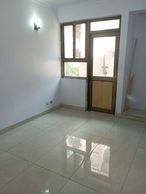 3 BHK Apartment For Rent in Kailash Colony