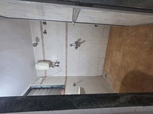 Furnished Amenities in 1 BHK Apartment at Kshitij CHS, Goregaon East – for Rent