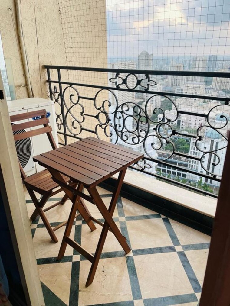 Balcony, hiranandani-gardens-eldora 3 Bedroom 1755 Sq.Ft. Apartment In Powai Mumbai 10304005