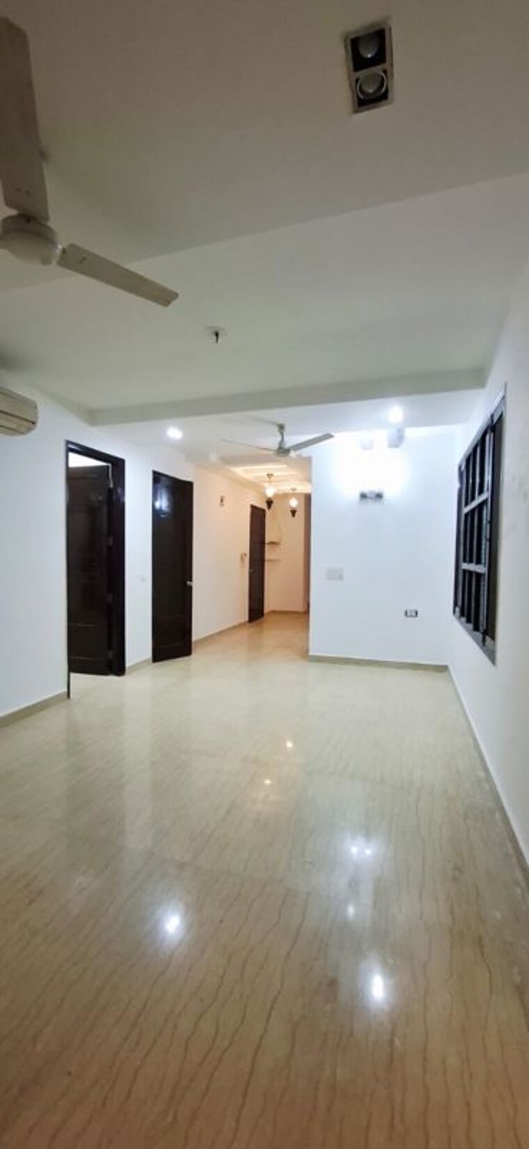 Living Room, greater kailash 4 Bedroom 4500 Sq.Ft. Builder Floor In Greater Kailash Delhi 10304001
