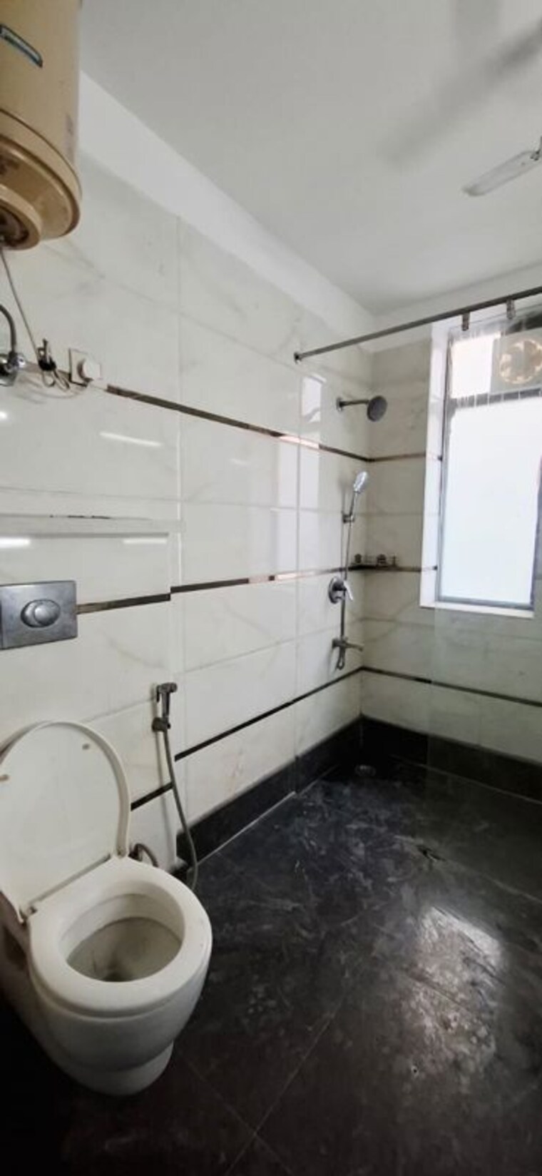 Bathroom, greater kailash 4 Bedroom 4500 Sq.Ft. Builder Floor In Greater Kailash Delhi 10304001