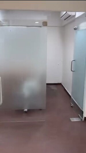 Room in  Office Space at Bajaj Bhavan, Nariman Point – for Rent