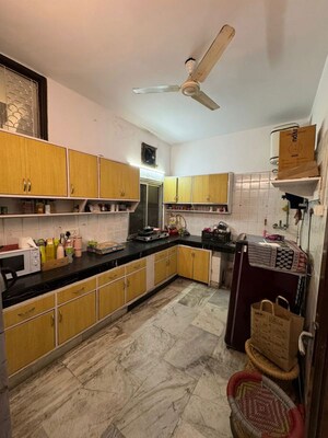 Kitchen in 3 BHK Builder Floor at Shivalik Colony – for Rent
