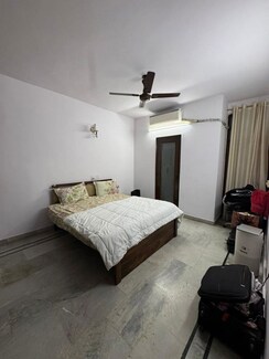 3 BHK + Pooja Room Builder Floor For Rent in Shivalik Colony